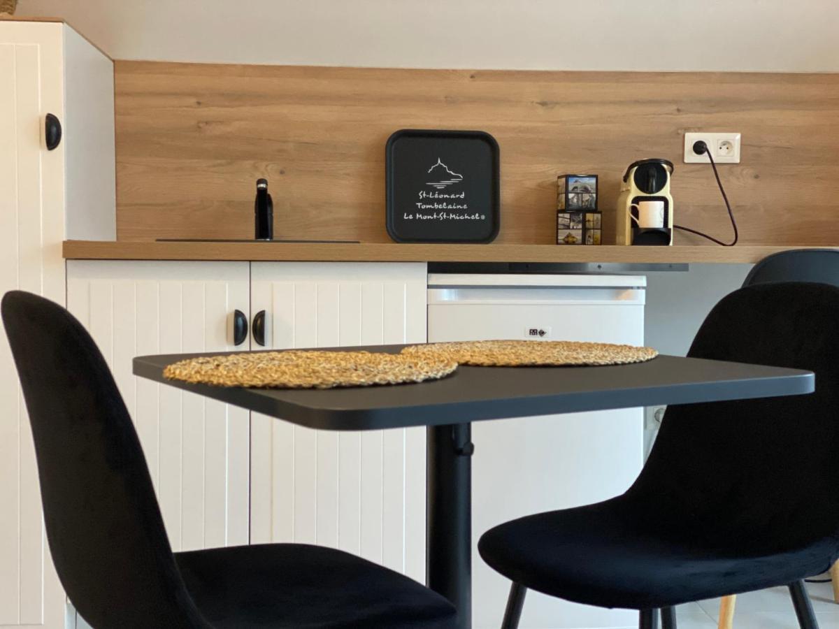 Appartement Lu'Ermael Avec Vue Mont Saint Michel Courtils Εξωτερικό φωτογραφία